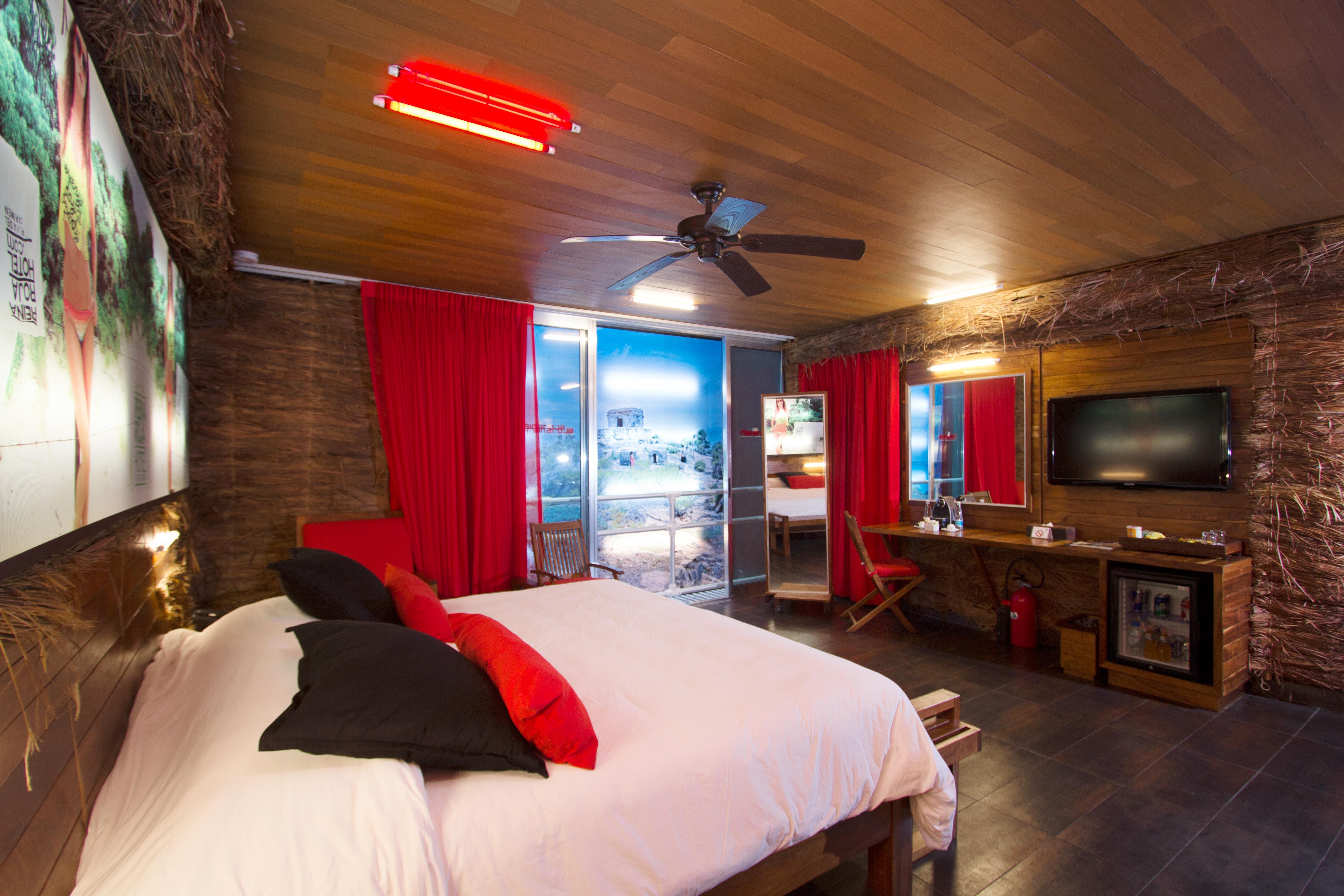 Hotel Kavia 5Th Avenida (Adults Only) Playa del Carmen Bagian luar foto