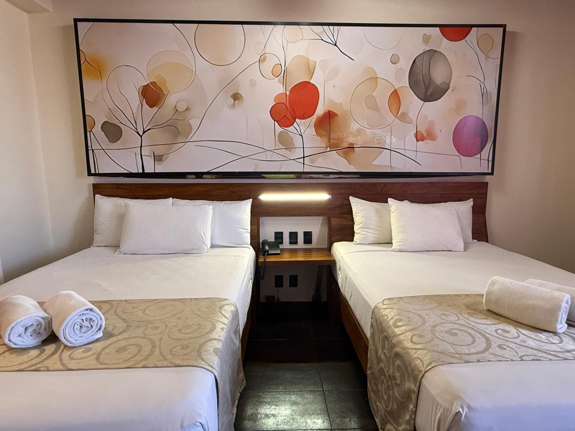 Hotel Kavia 5Th Avenida (Adults Only) Playa del Carmen Bagian luar foto