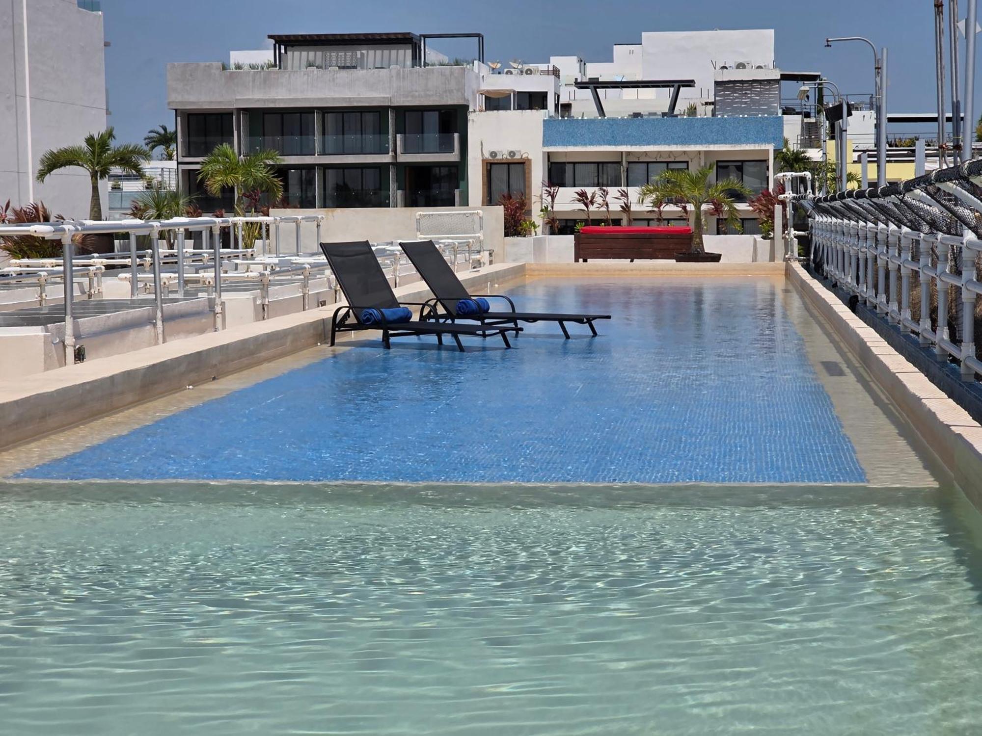 Hotel Kavia 5Th Avenida (Adults Only) Playa del Carmen Bagian luar foto